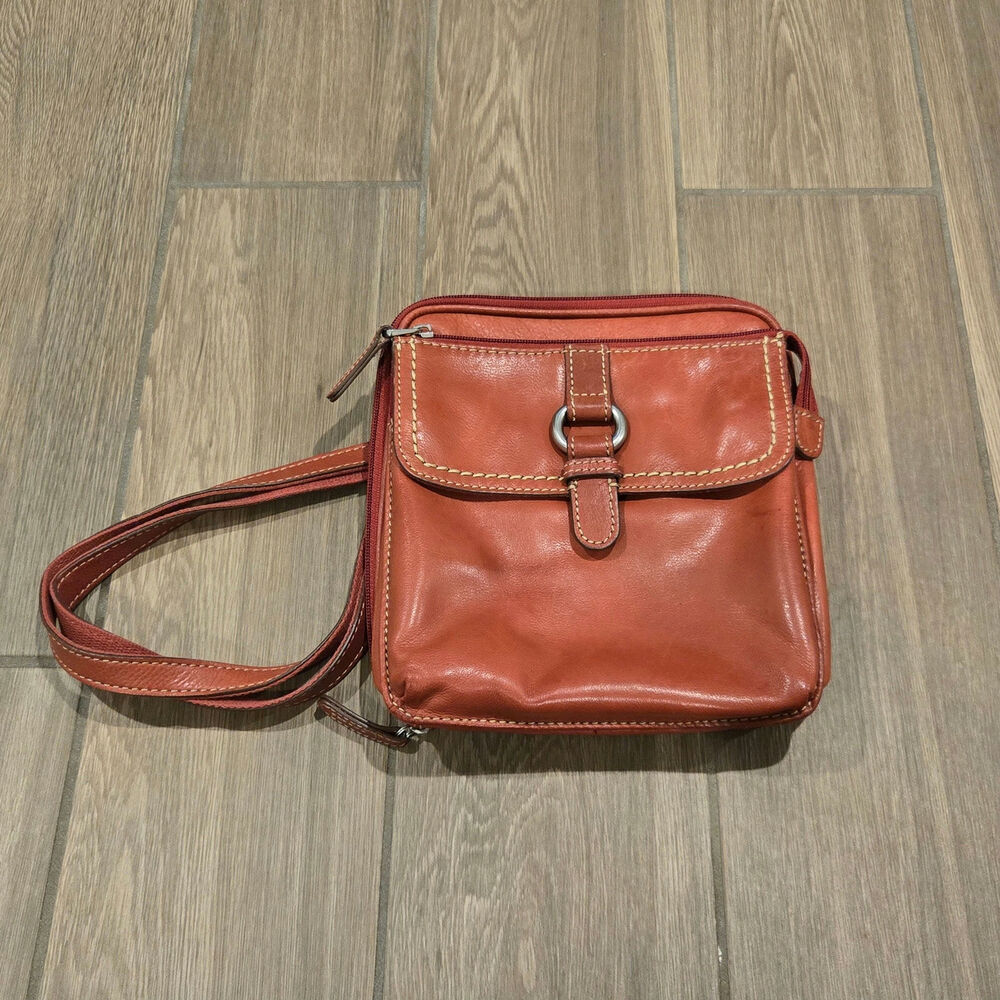 VTG Fossil Crossbody Bag/Organizer Many Zip/snap Enclosures Elegant Y2K Leather